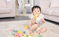 试管移植后胚胎游走图是真的吗？宫腔内定位机制与"漂走"误区解析
